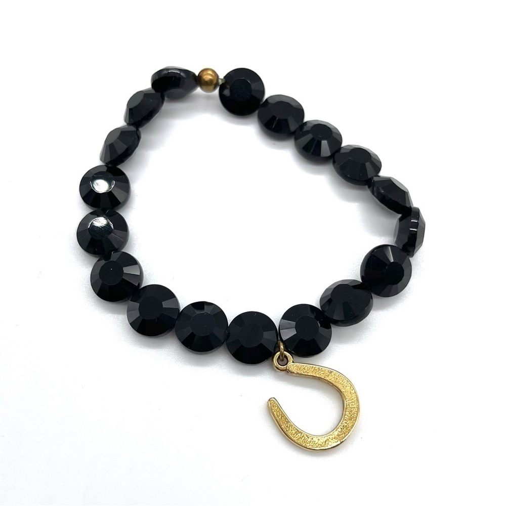 Onyx Stretch Bracelet with Horseshoe Charm